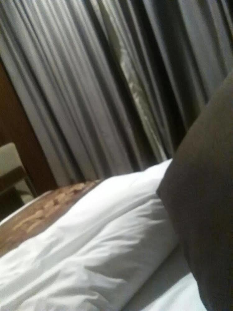 Ehrenburg Hotel Foshan Esterno foto